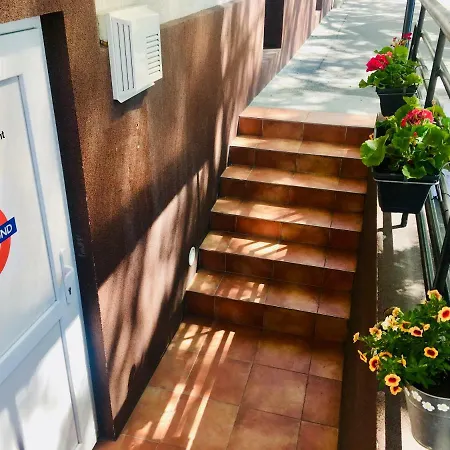 Underground Lägenhet *